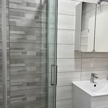 Modern 2-bedroom Medulin