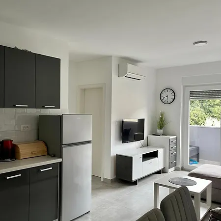 Modern 2-bedroom